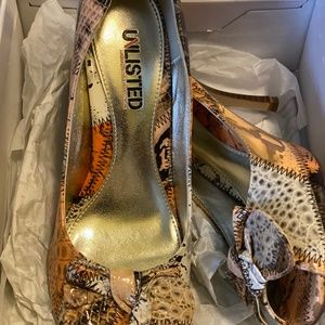 Multi Color snake print Heel